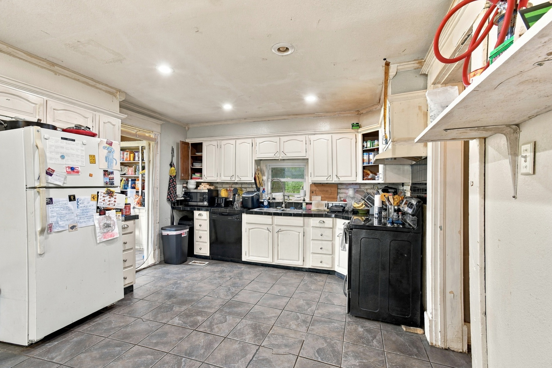 502 N Morton Avenue Property Photo 13
