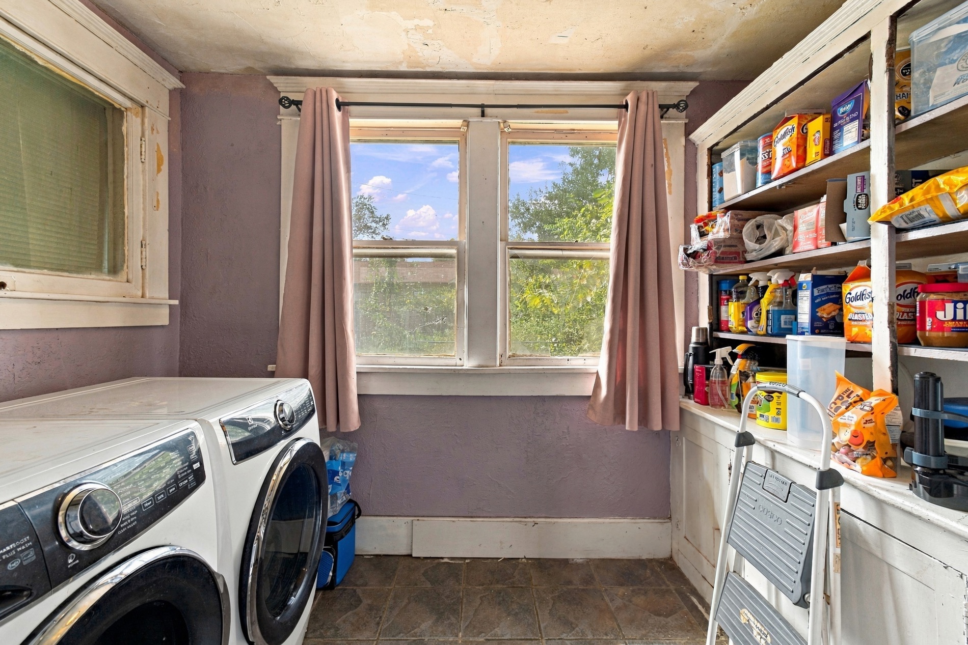 502 N Morton Avenue Property Photo 15