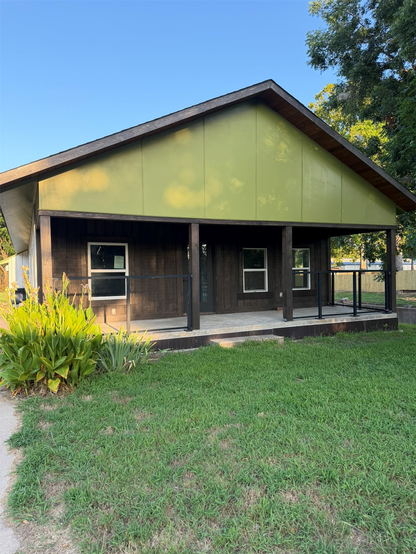 416 S 6th Street Property Photo 1