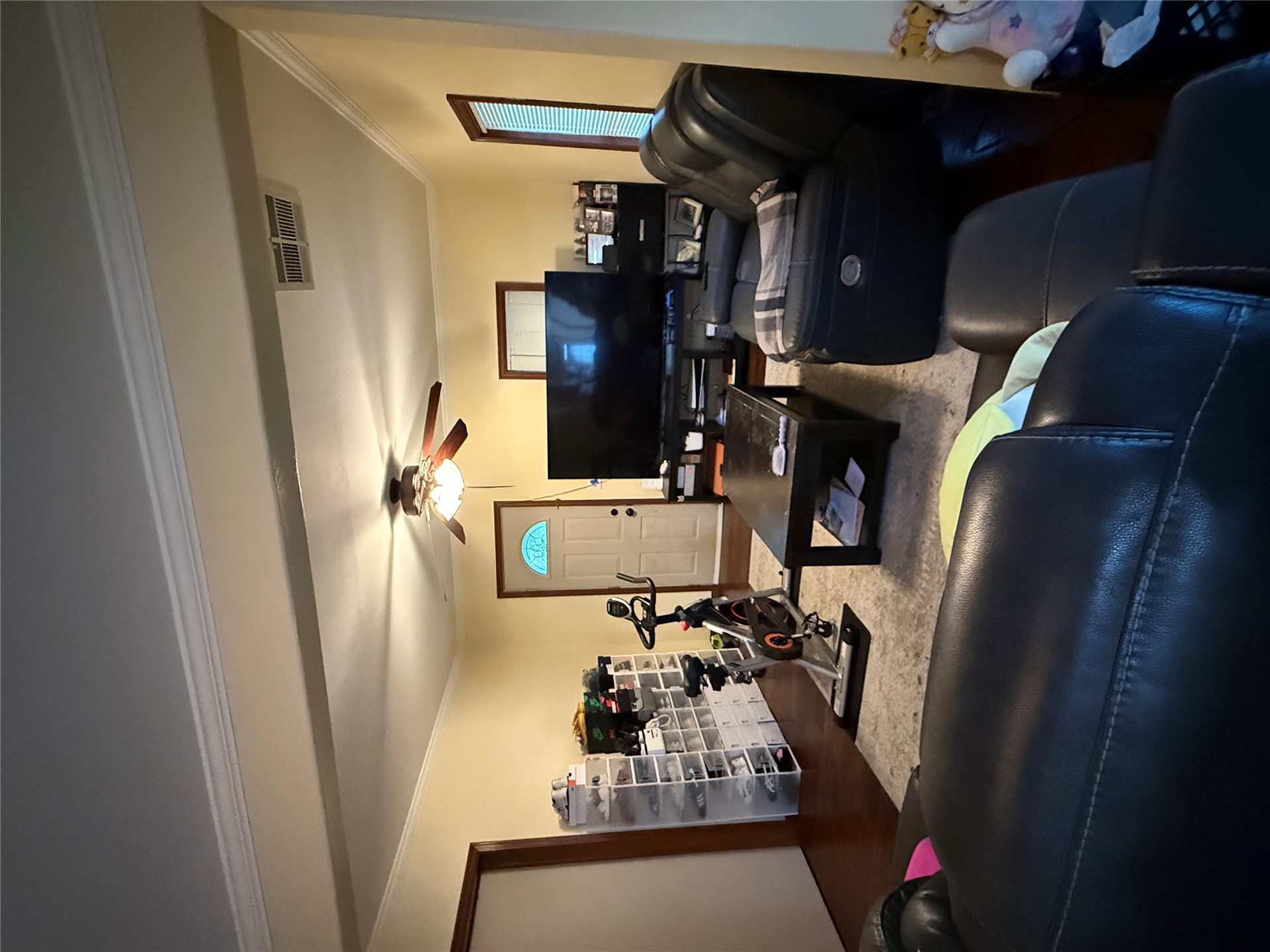 808 S She She Avenue Property Photo 4