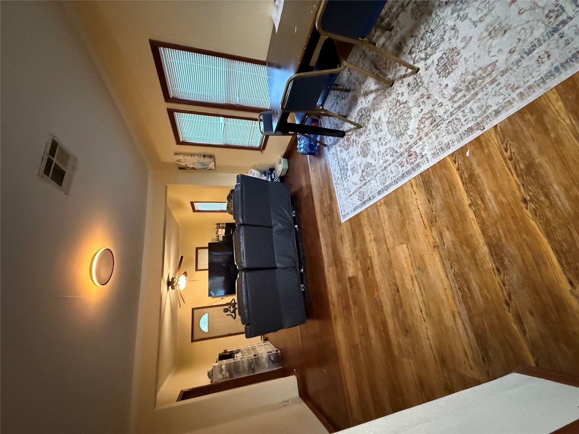 808 S She She Avenue Property Photo 8