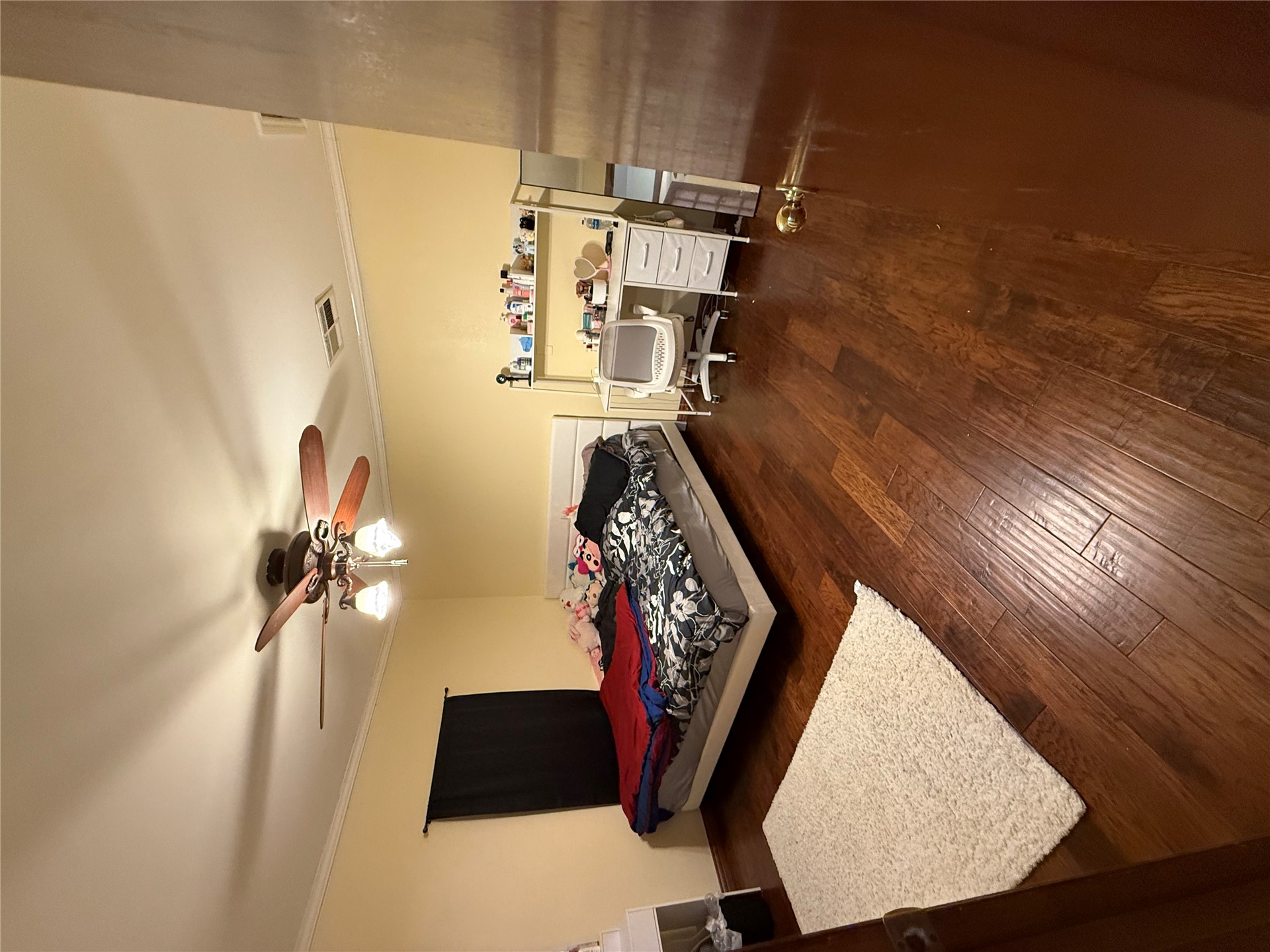 808 S She She Avenue Property Photo 9