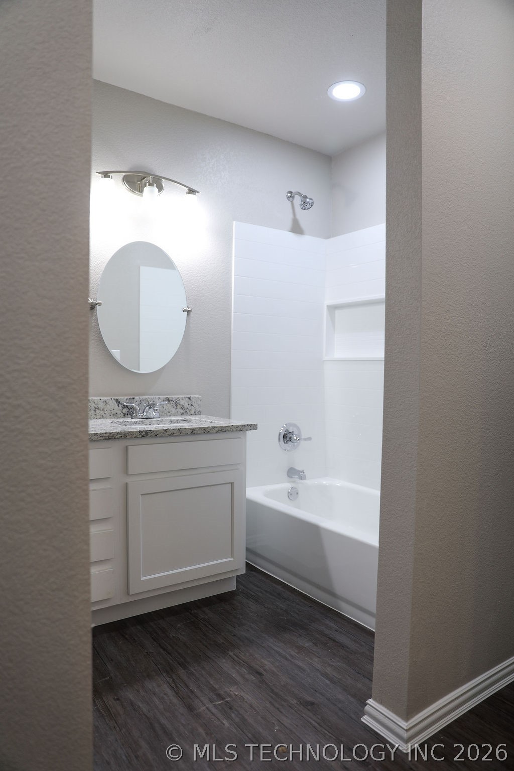 5018 S Mockingbird Lane Property Photo 10