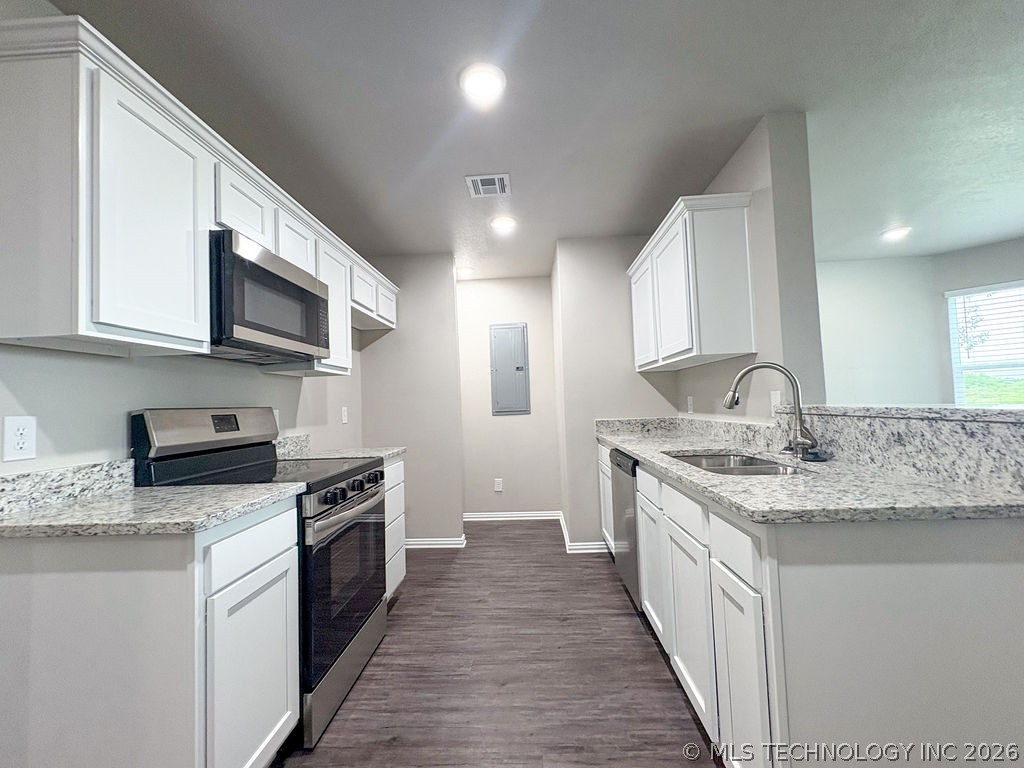 5018 S Mockingbird Lane Property Photo 18