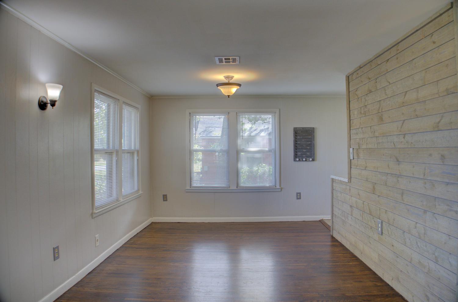 8930 S Union Avenue Property Photo 11