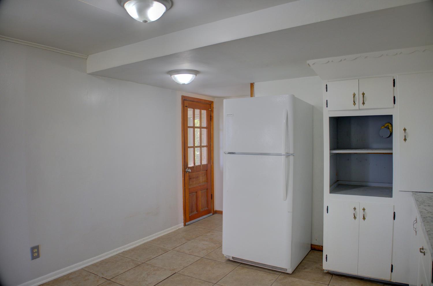 8930 S Union Avenue Property Photo 21