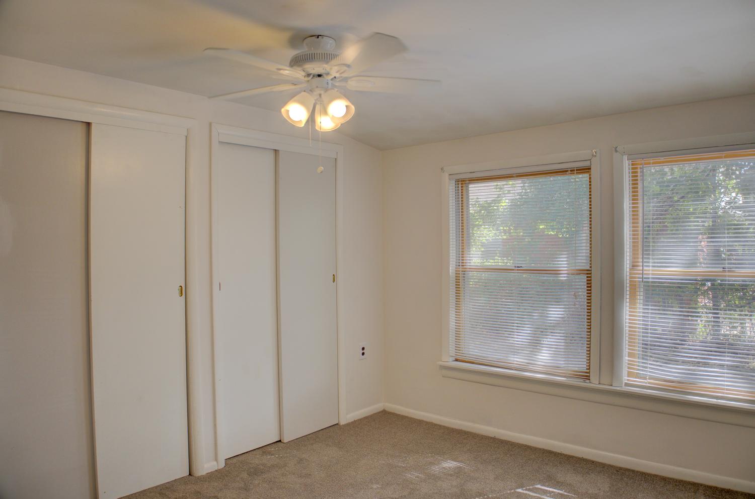 8930 S Union Avenue Property Photo 27