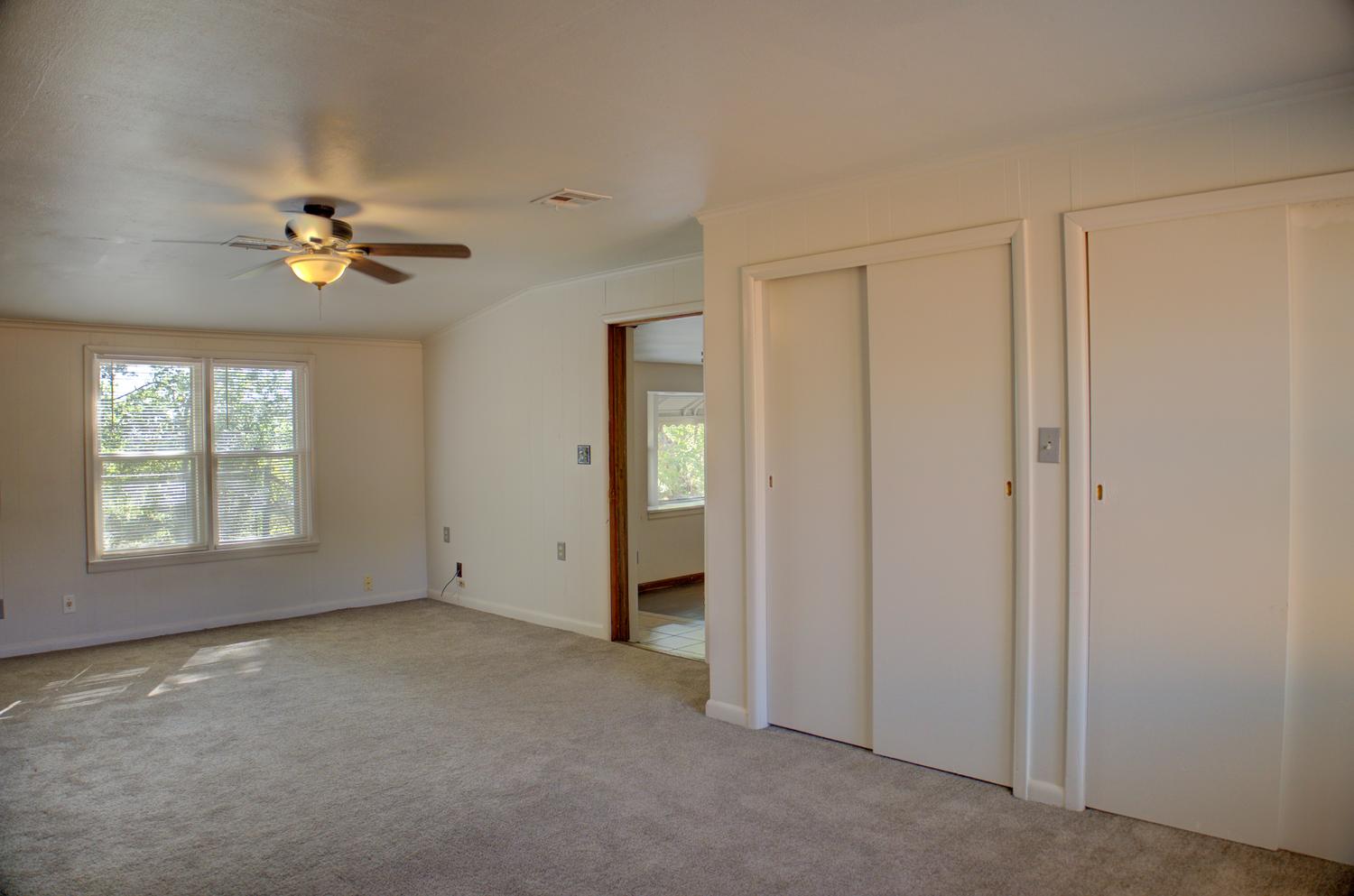 8930 S Union Avenue Property Photo 33