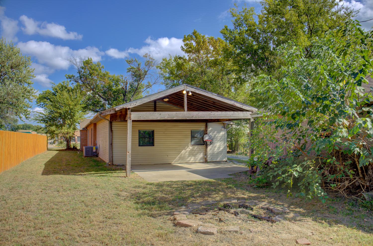 8930 S Union Avenue Property Photo 55