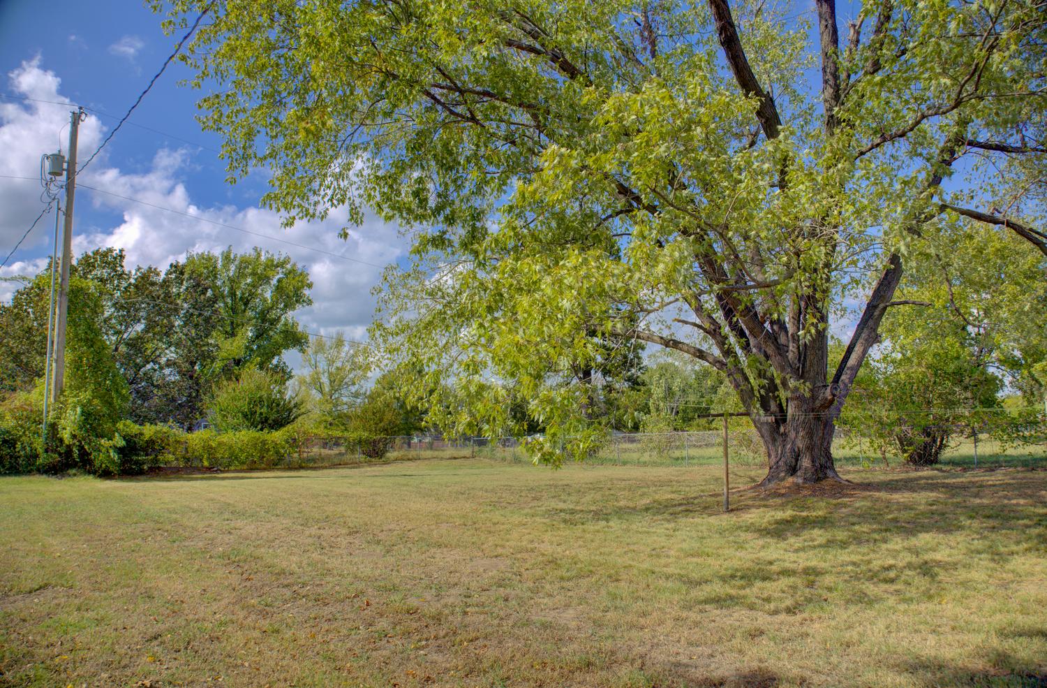 8930 S Union Avenue Property Photo 58