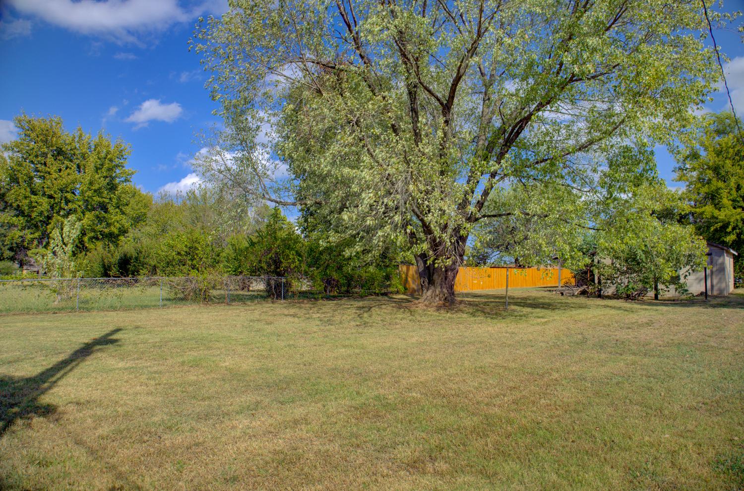 8930 S Union Avenue Property Photo 59