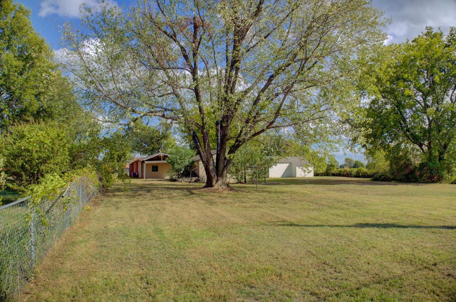 8930 S Union Avenue Property Photo 60