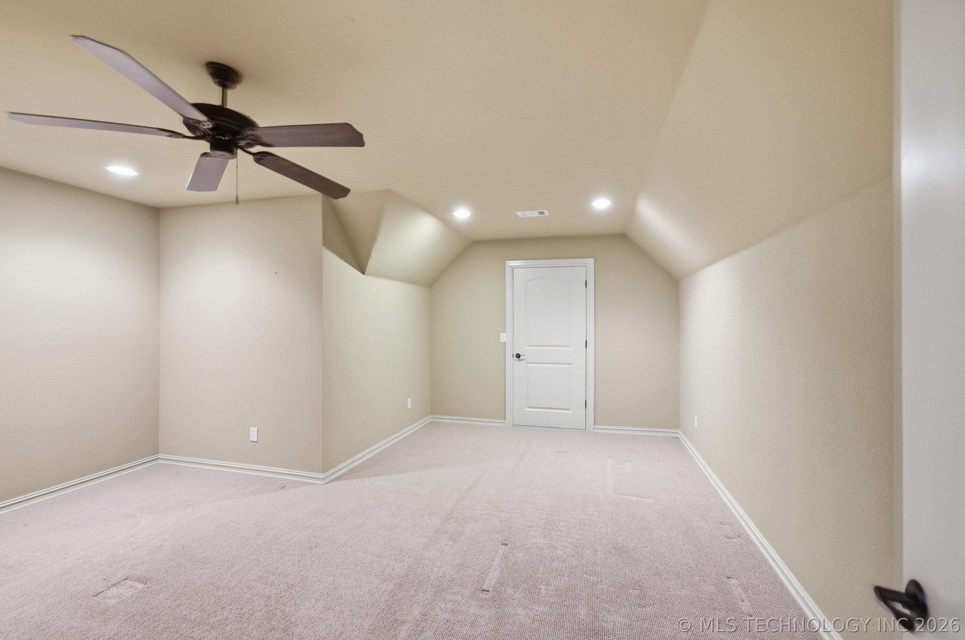 11701 S Oswego Avenue Property Photo 21