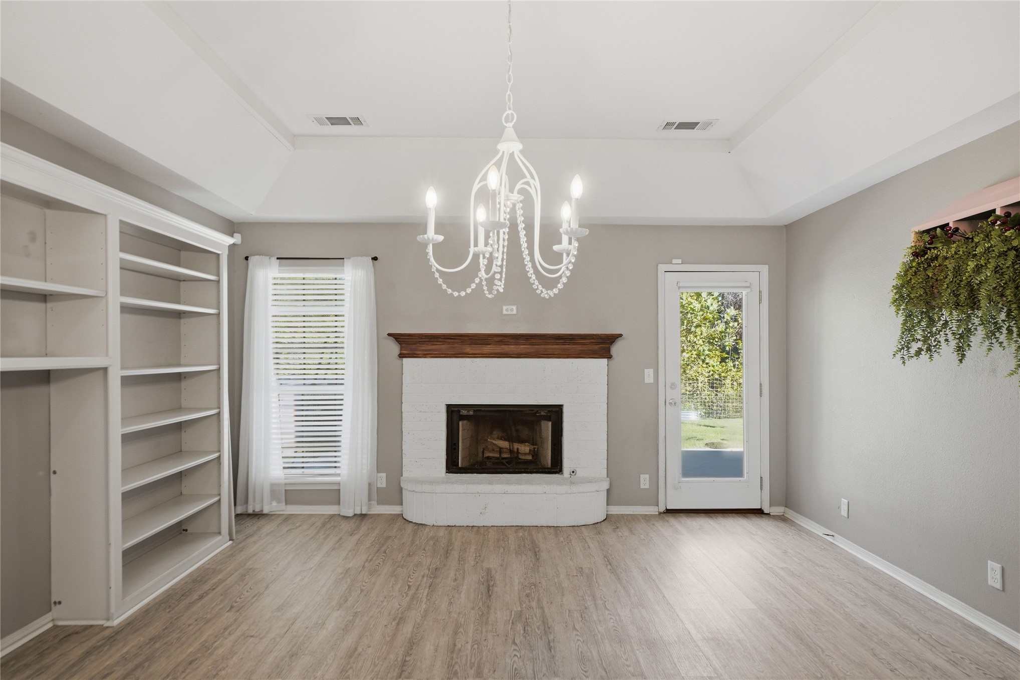 1741 Holly Avenue Property Photo 32