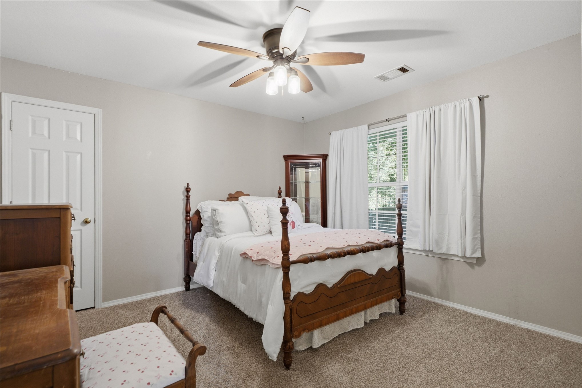 1741 Holly Avenue Property Photo 47