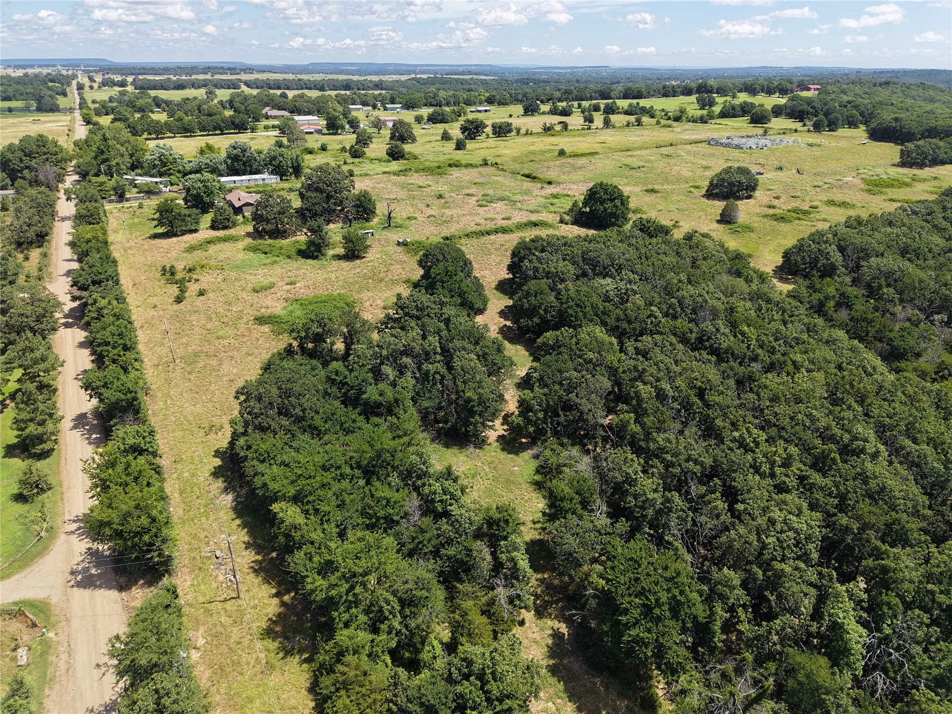 30332 S Vfw Road Property Photo 9