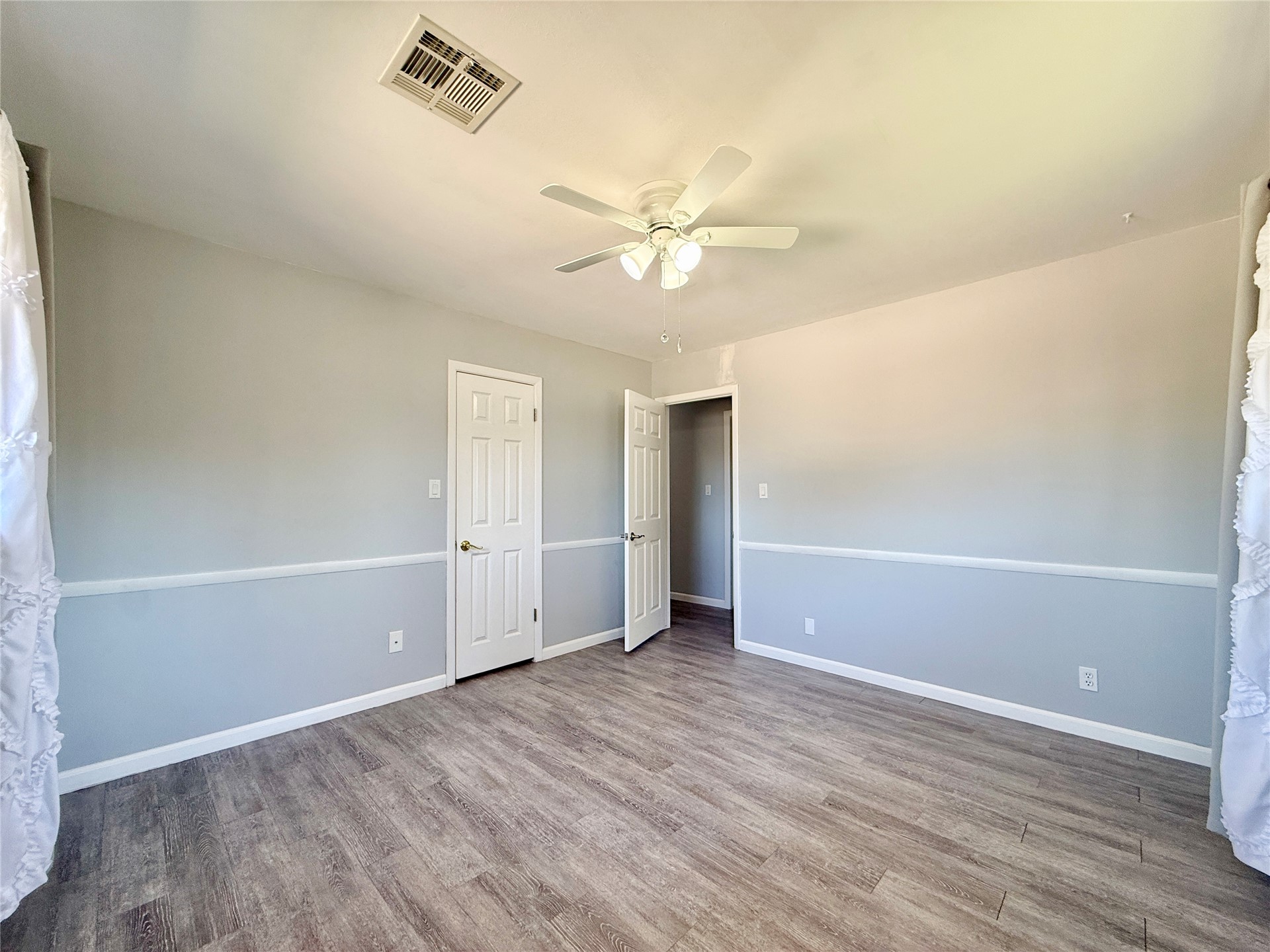 7204 E 55th Place Property Photo 30