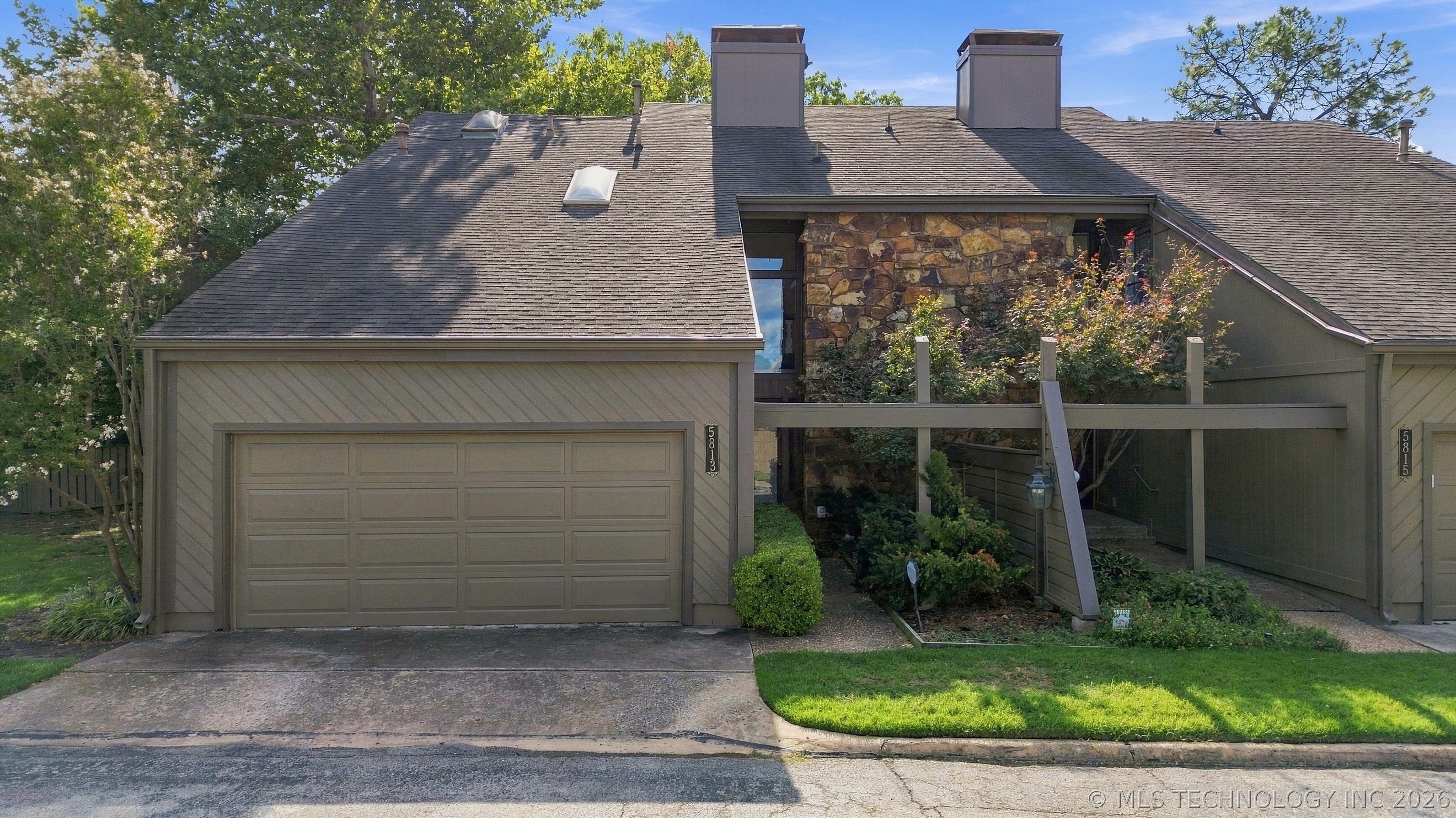 5813 S Atlanta Avenue 1 Property Photo 1