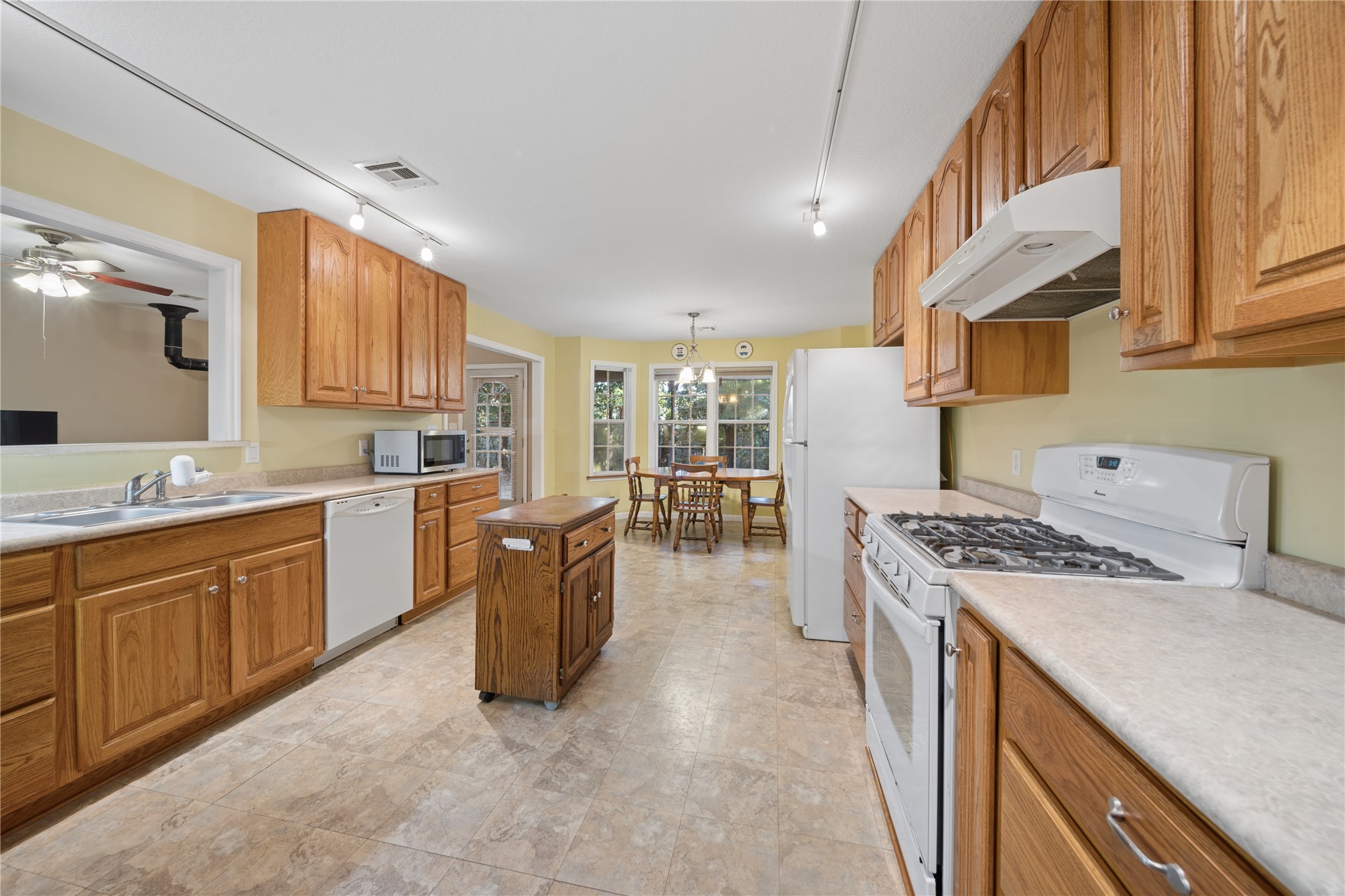 16317 S 4233 Road Property Photo 16