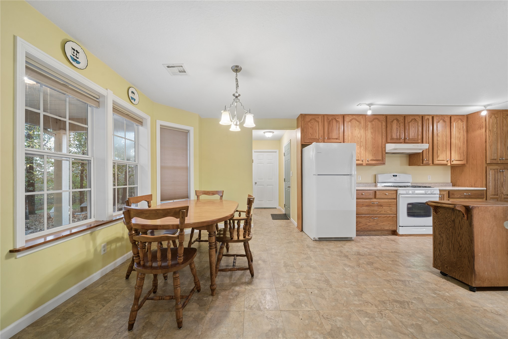 16317 S 4233 Road Property Photo 17