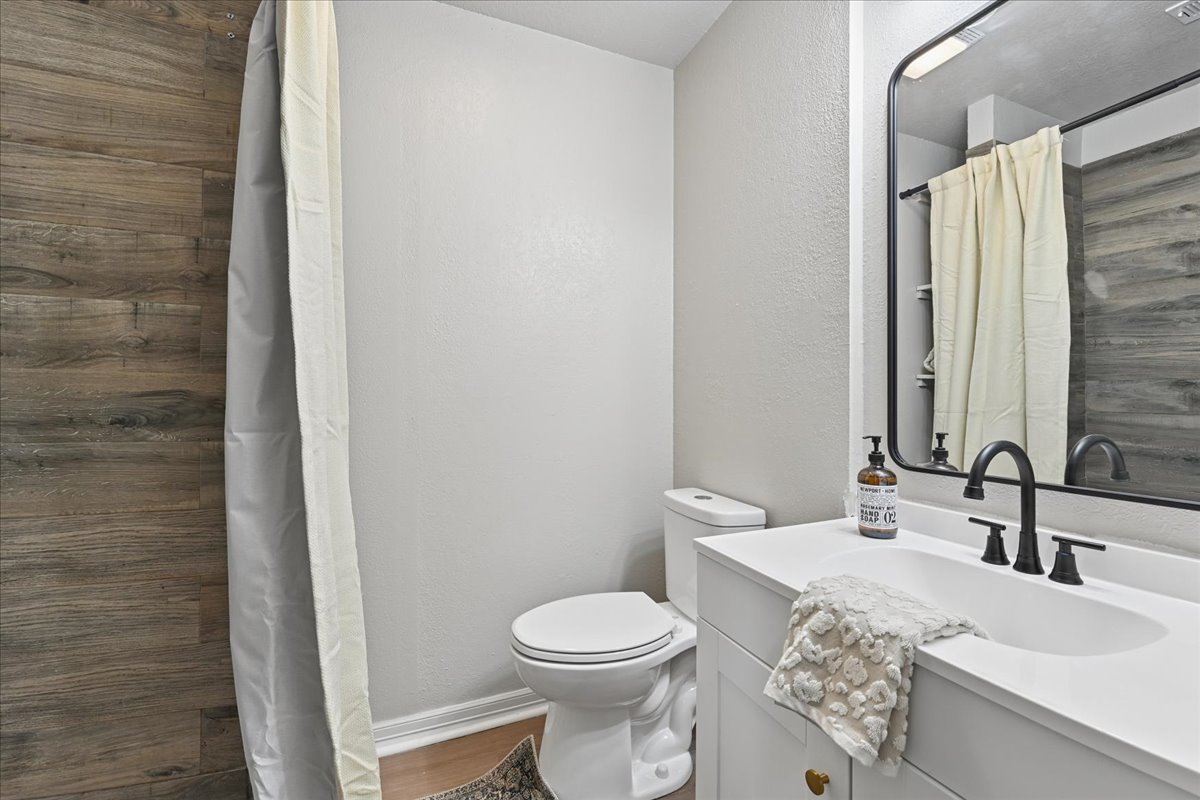 4566 W 64th Street S Property Photo 16