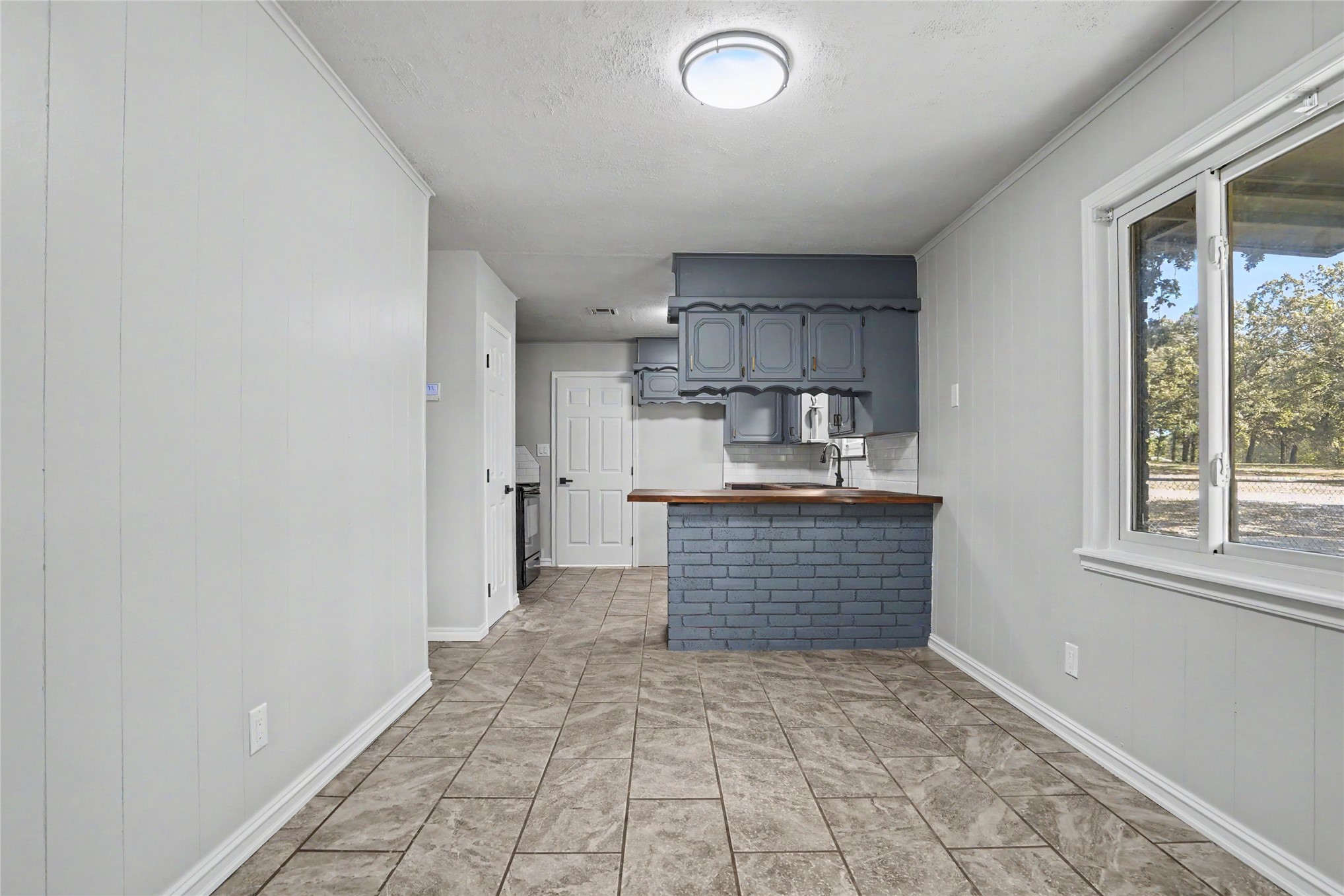 20664 Deerwood Trail Property Photo 9