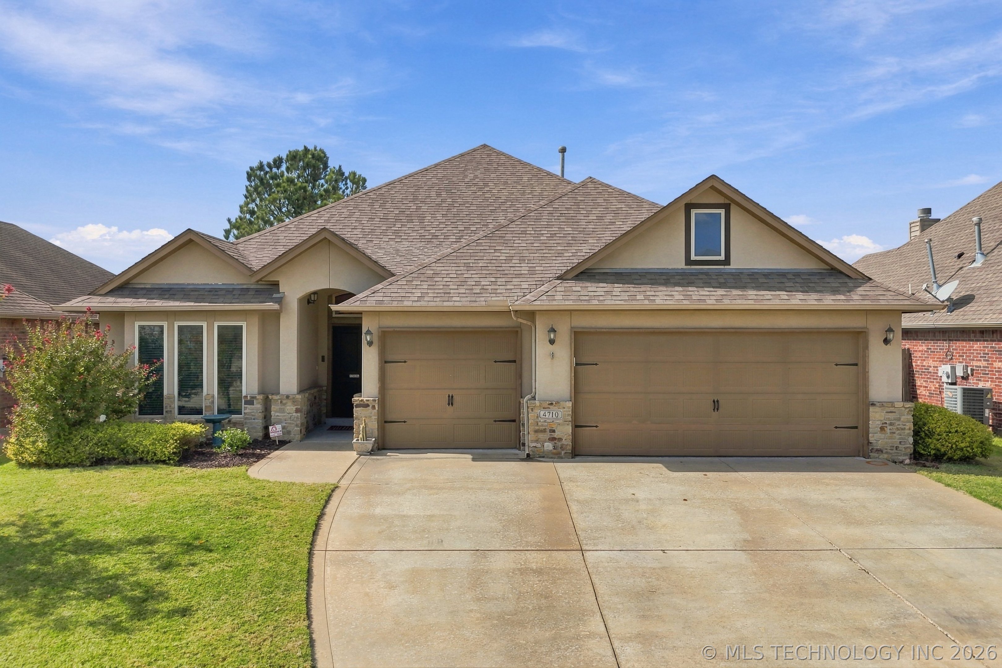 4710 S 179th East Avenue Property Photo 1