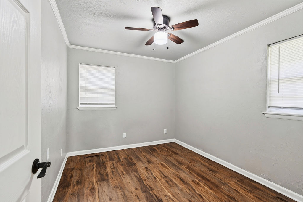 204 S Morrison Property Photo 36