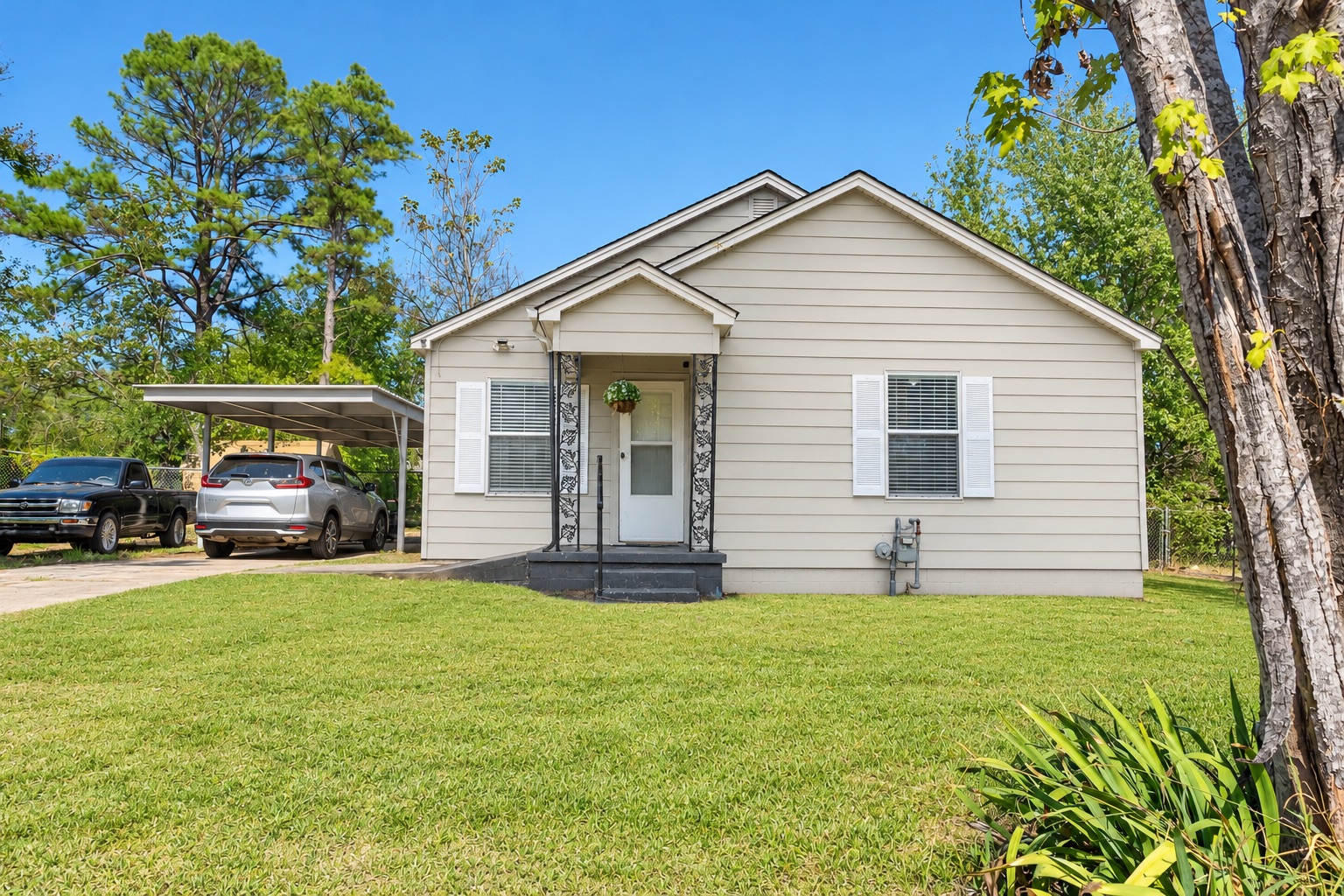 1510 Olive Street Property Photo 1
