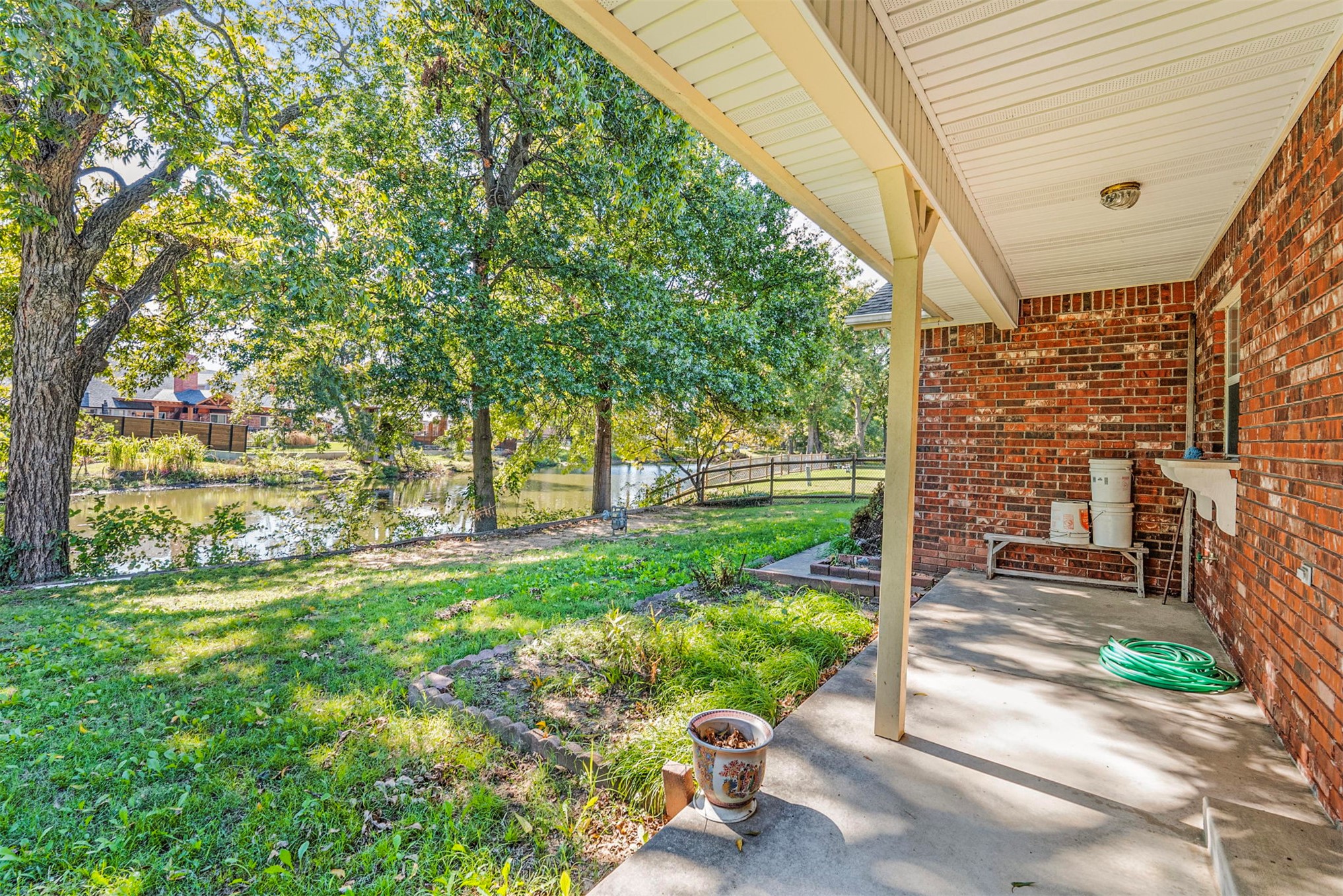 124 Magnolia Property Photo 28