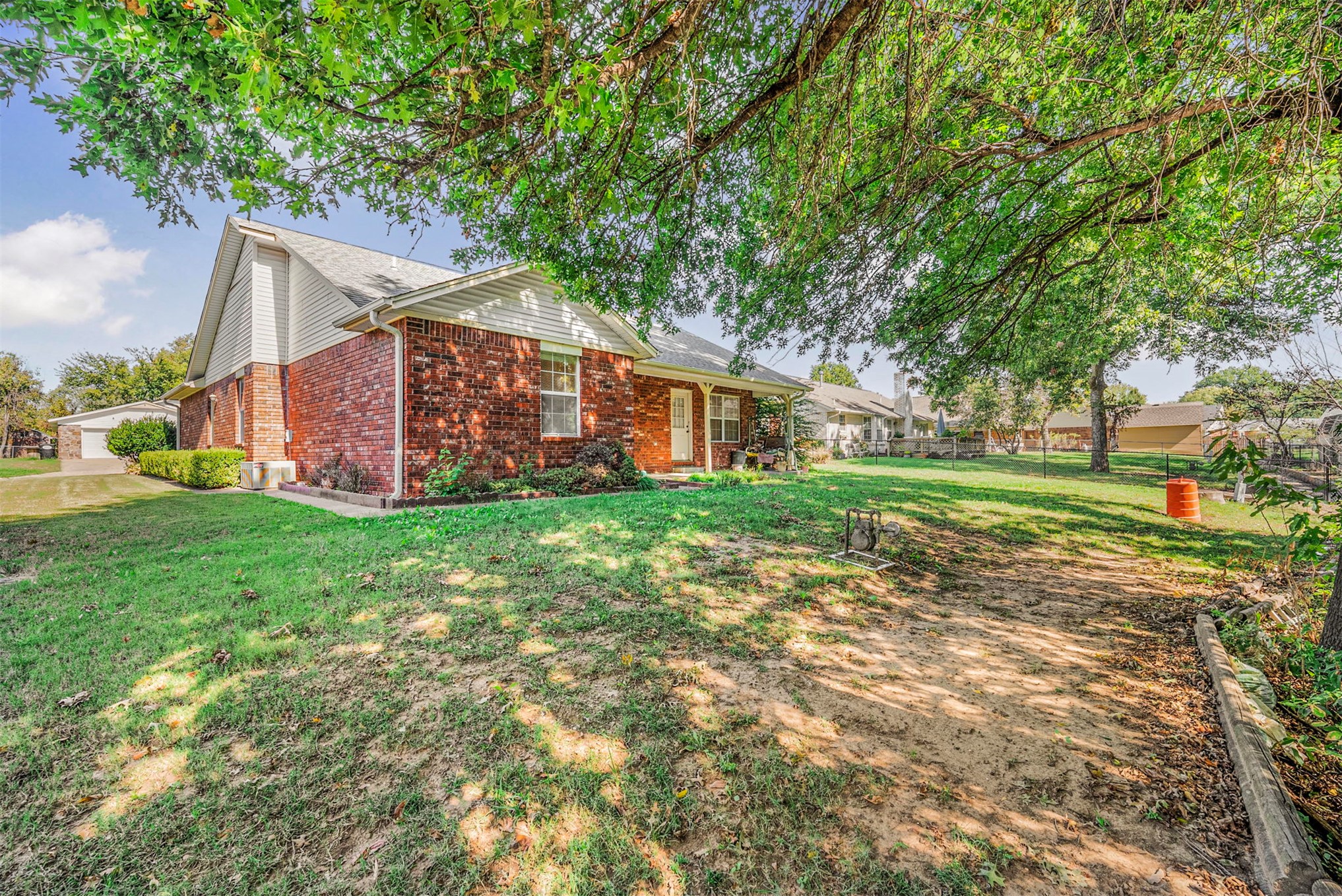 124 Magnolia Property Photo 31