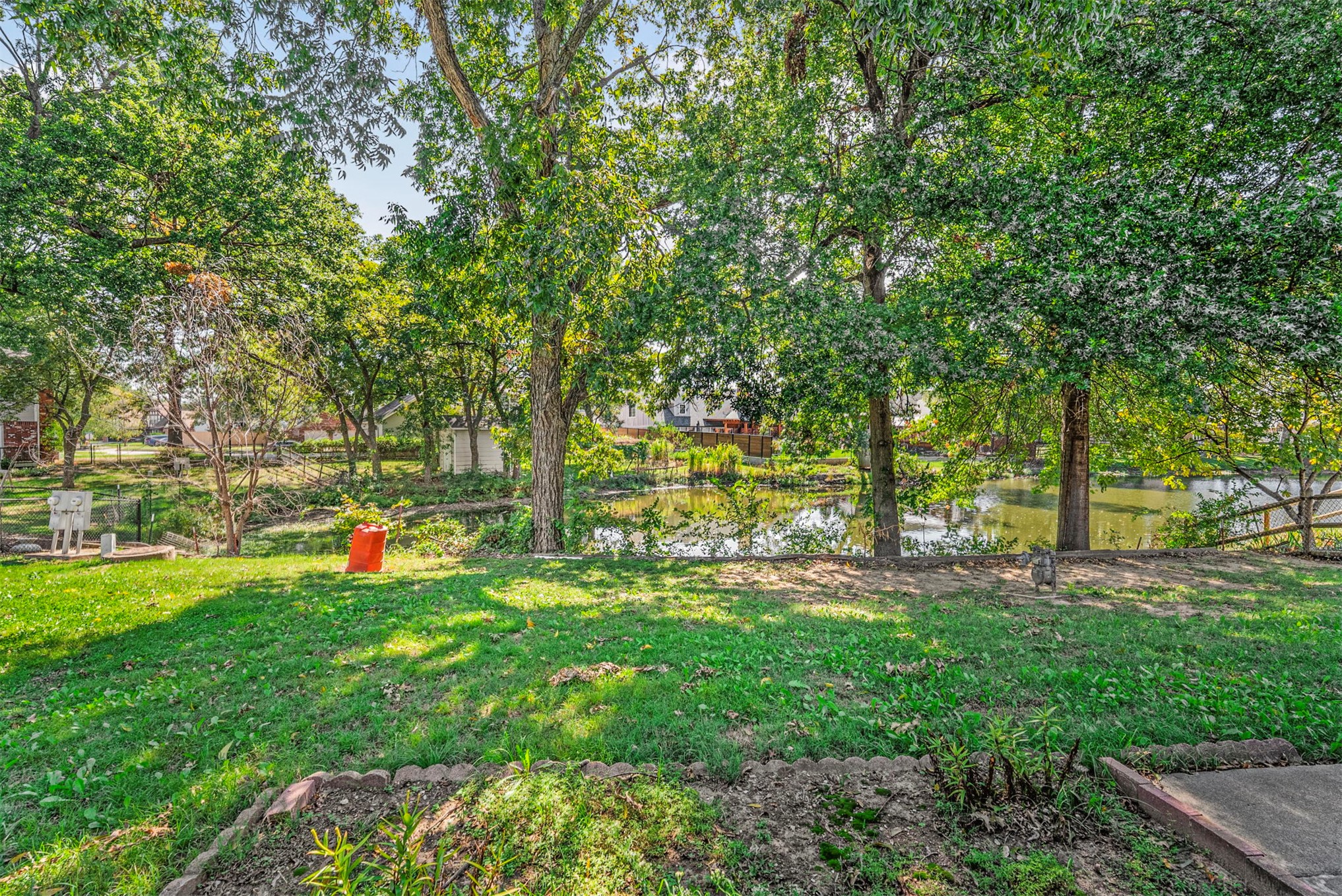 124 Magnolia Property Photo 32