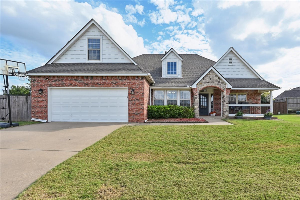 11617 S Primrose Court Property Photo 1