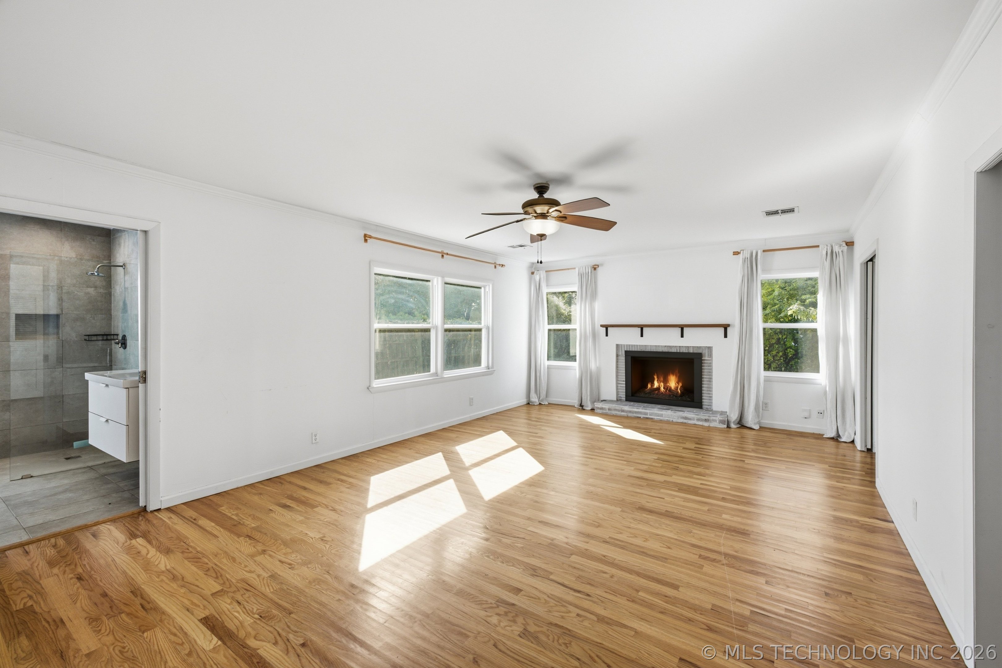 1214 S Evanston Avenue Property Photo 9