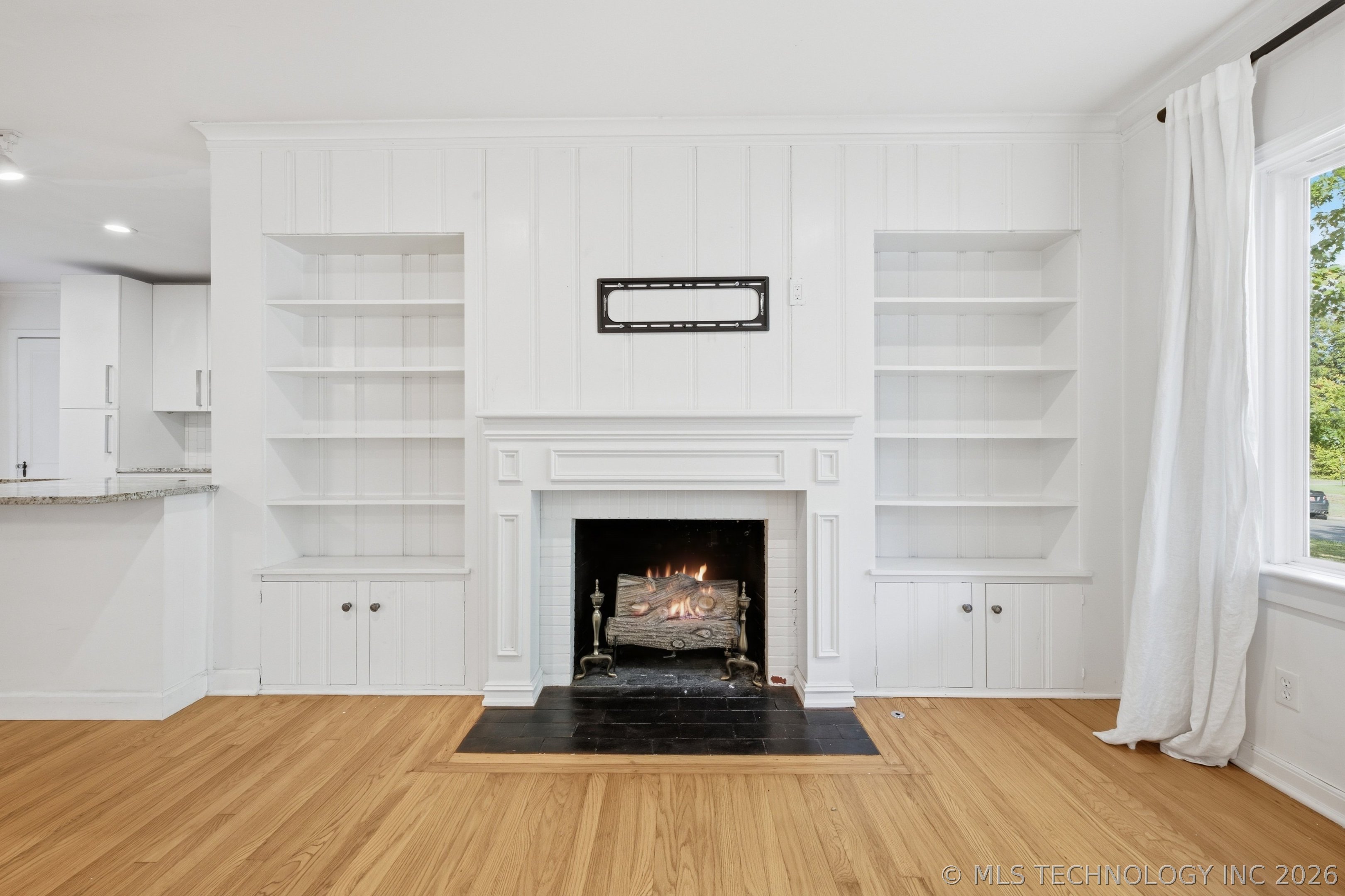 1214 S Evanston Avenue Property Photo 11