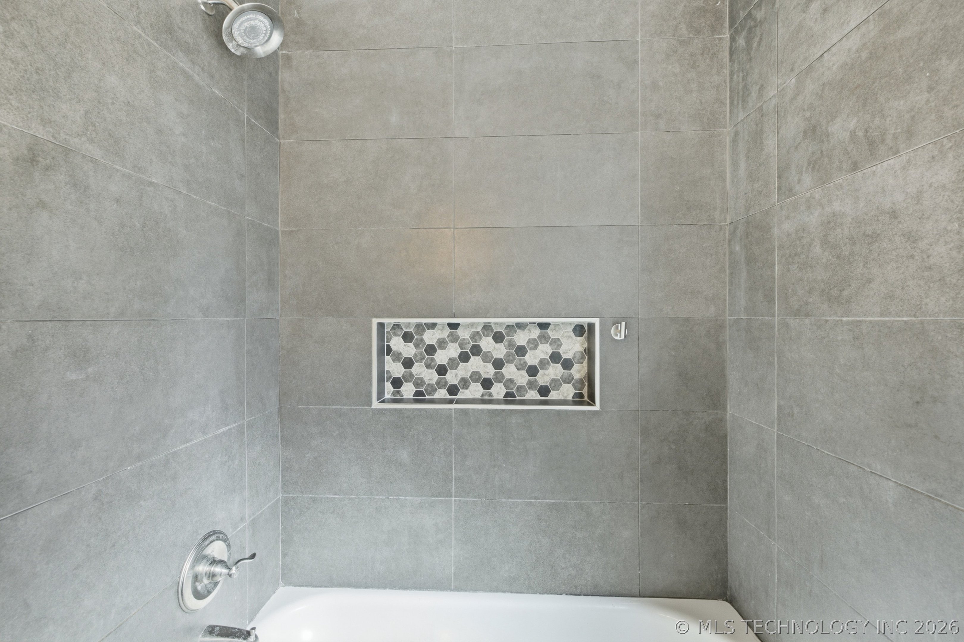 1214 S Evanston Avenue Property Photo 21