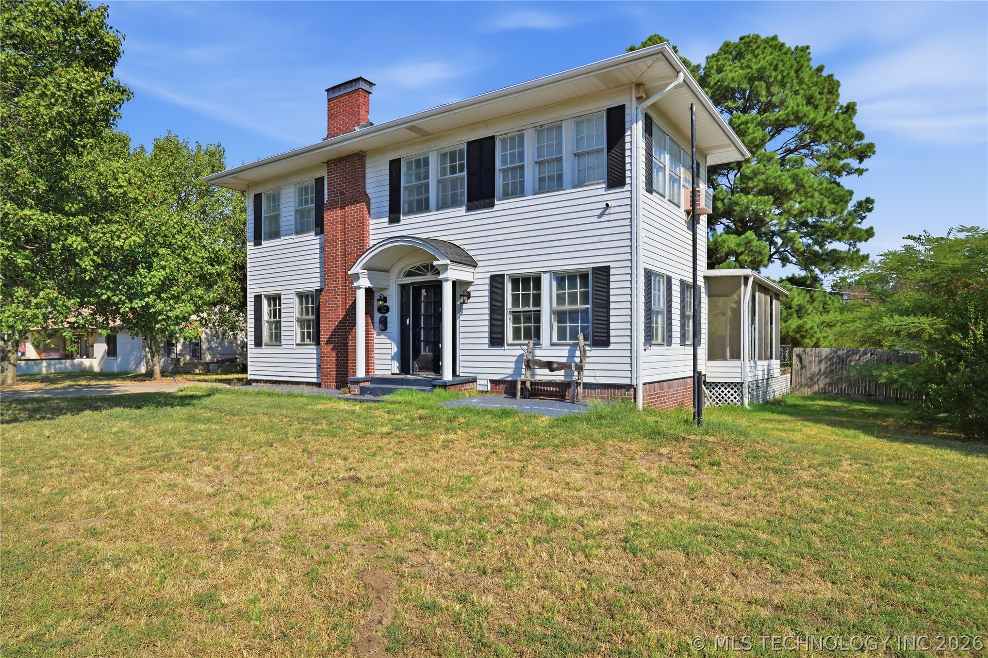 312 Country Club Drive Property Photo