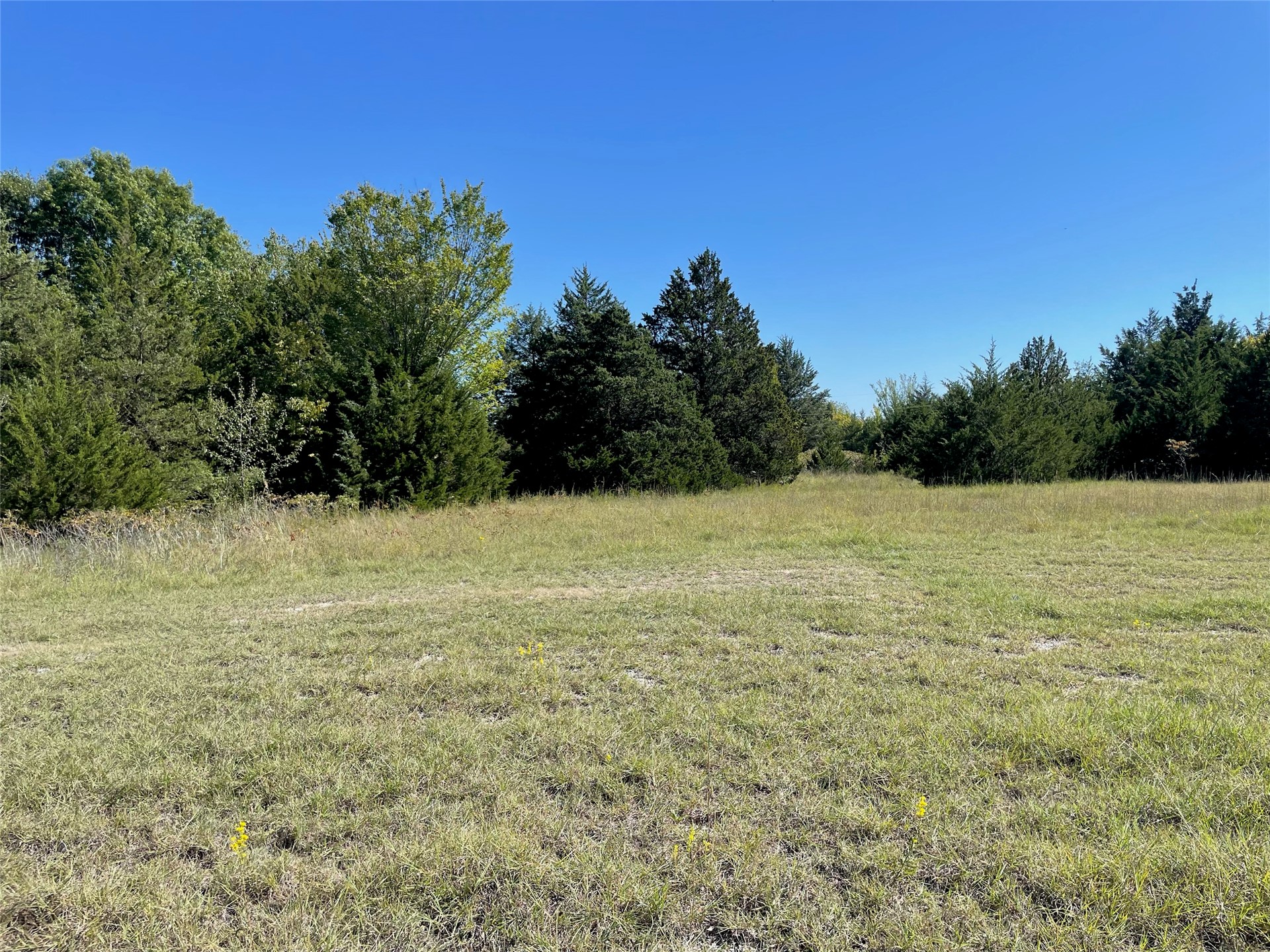 Diamondhead Road Property Photo 1
