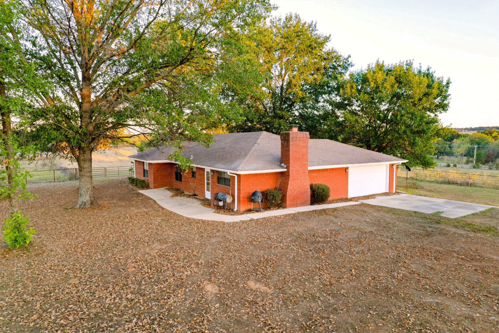 465583 Highway 141 Property Photo 3