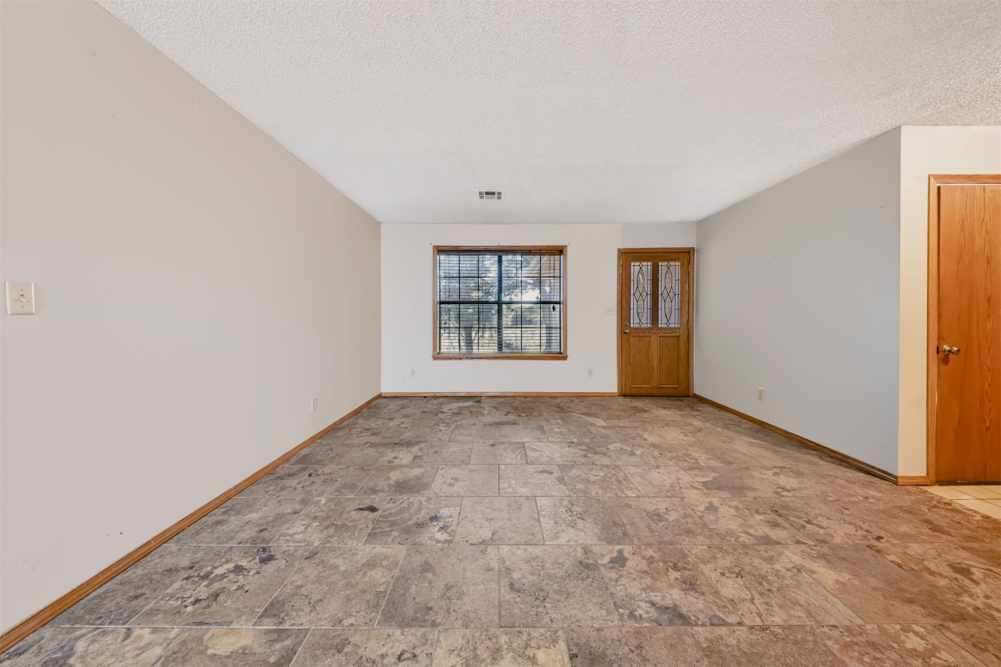 465583 Highway 141 Property Photo 7
