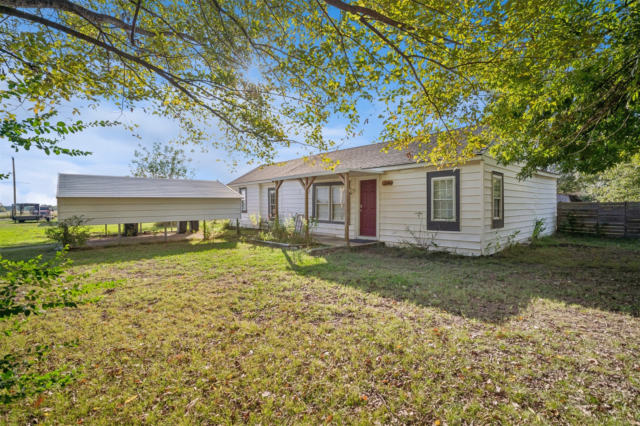 222 10th Street Property Photo 1