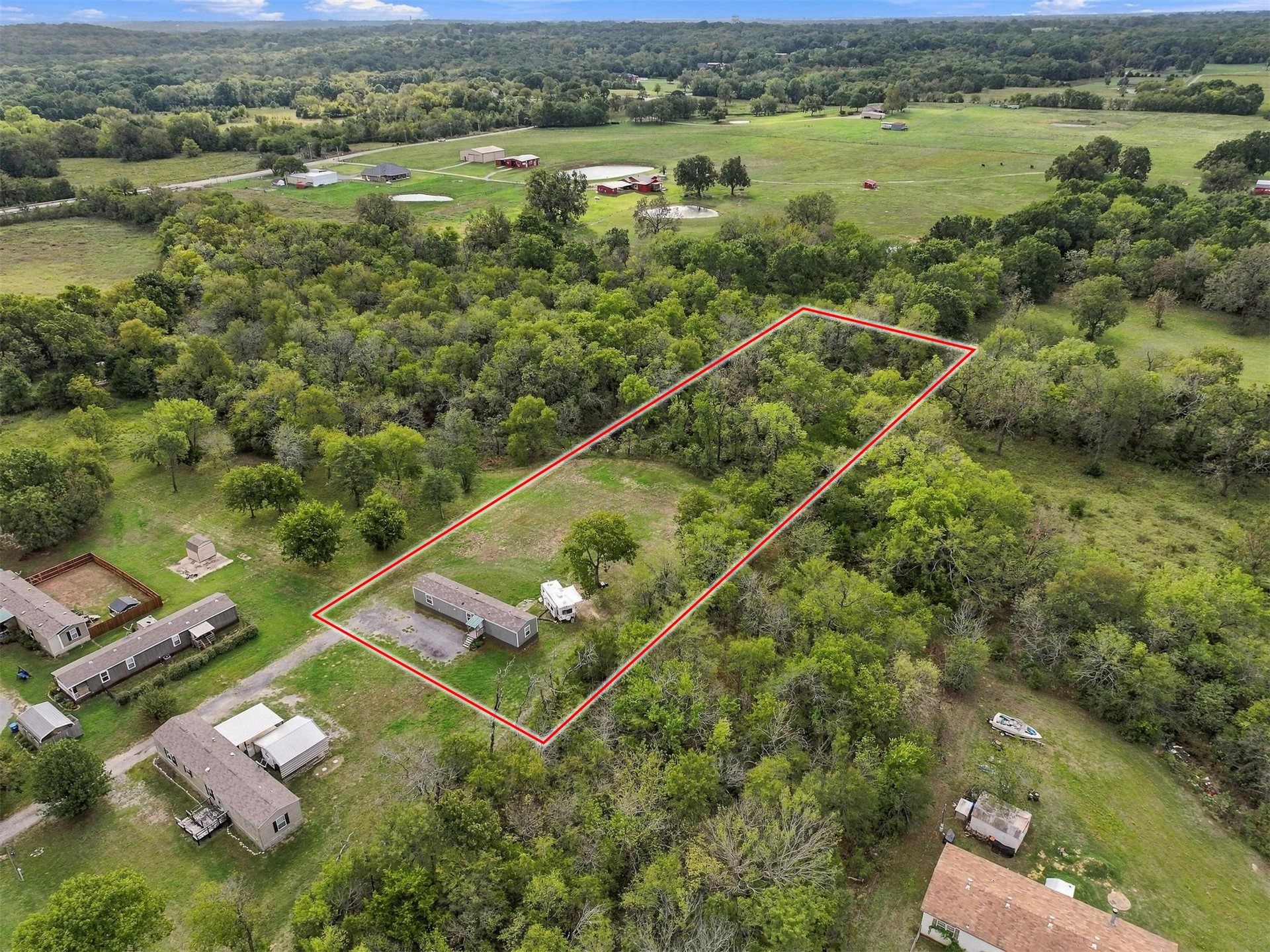231 Forest Lane Property Photo 1