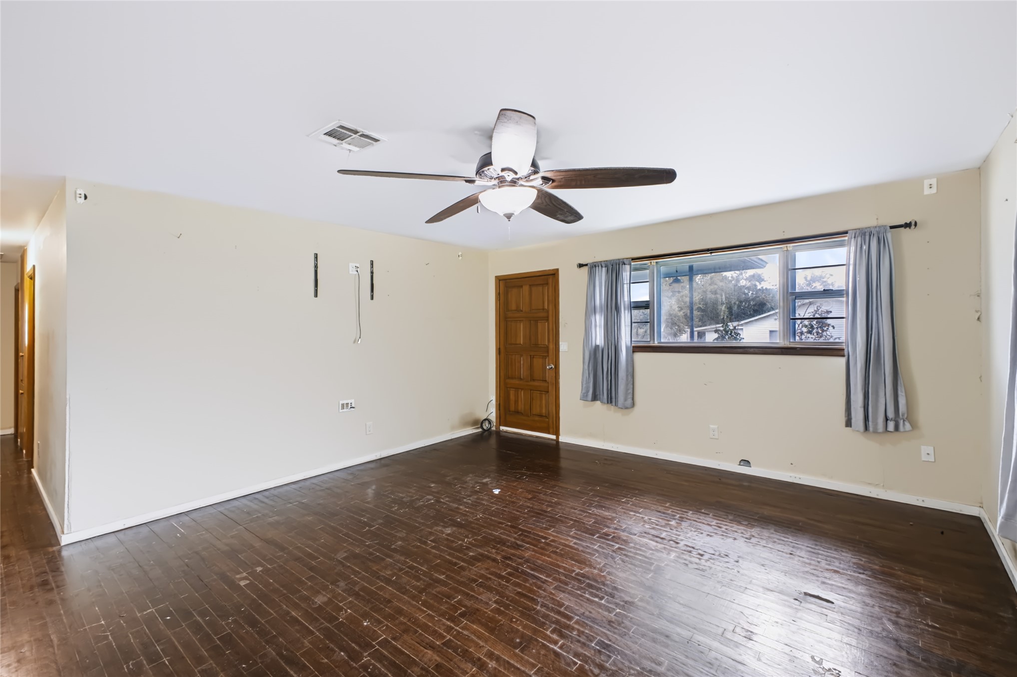 609 N Hyden Street Property Photo 21