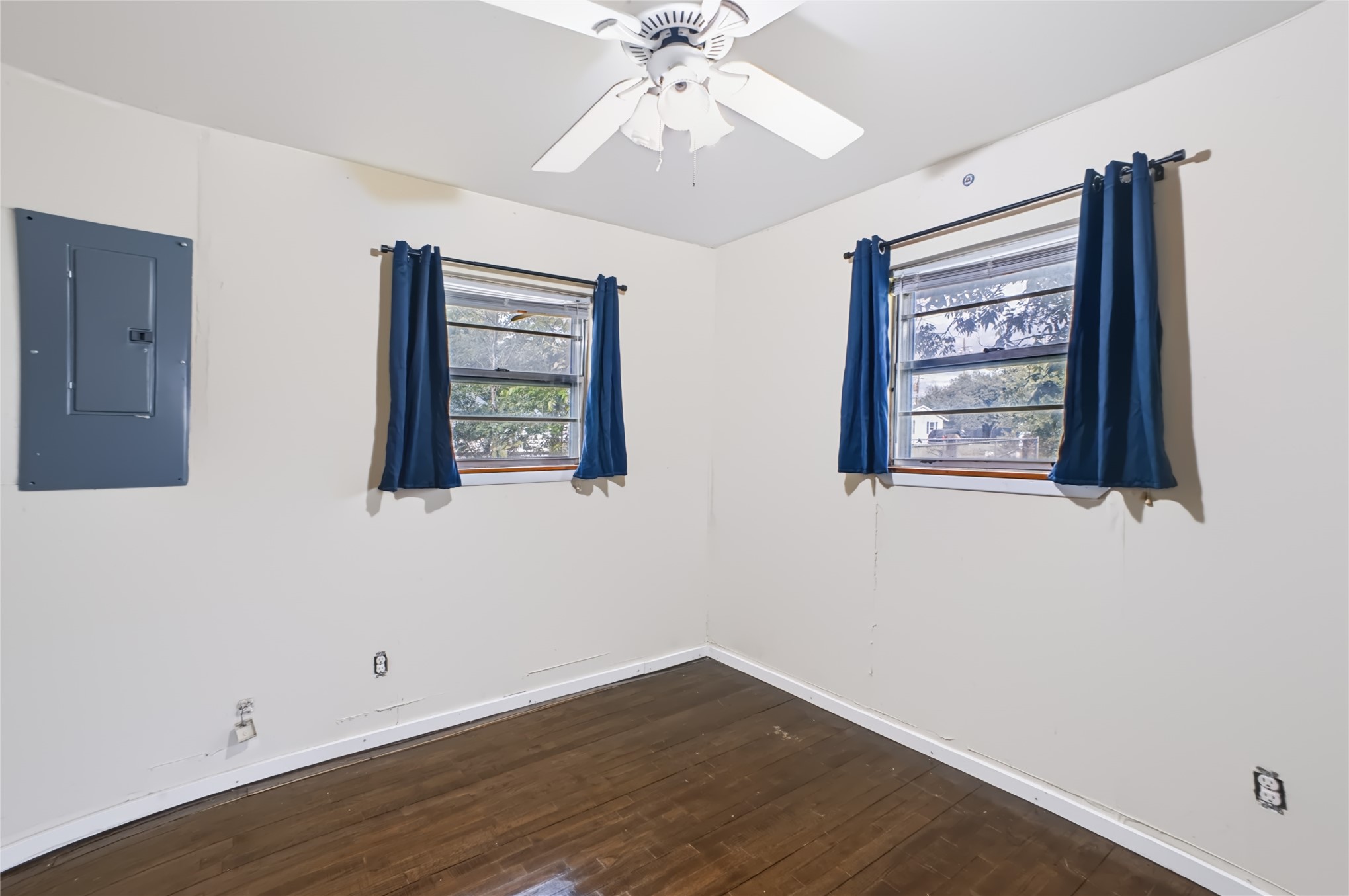 609 N Hyden Street Property Photo 31