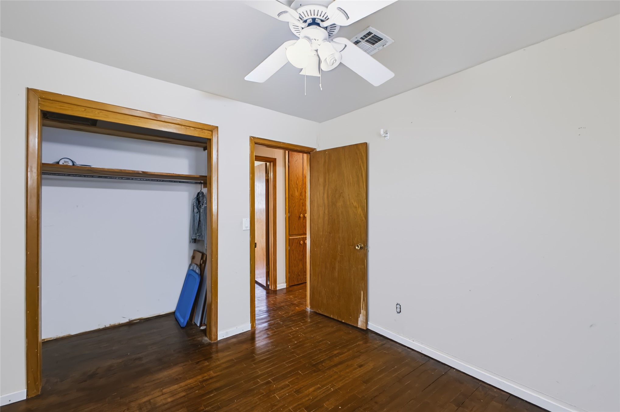 609 N Hyden Street Property Photo 32