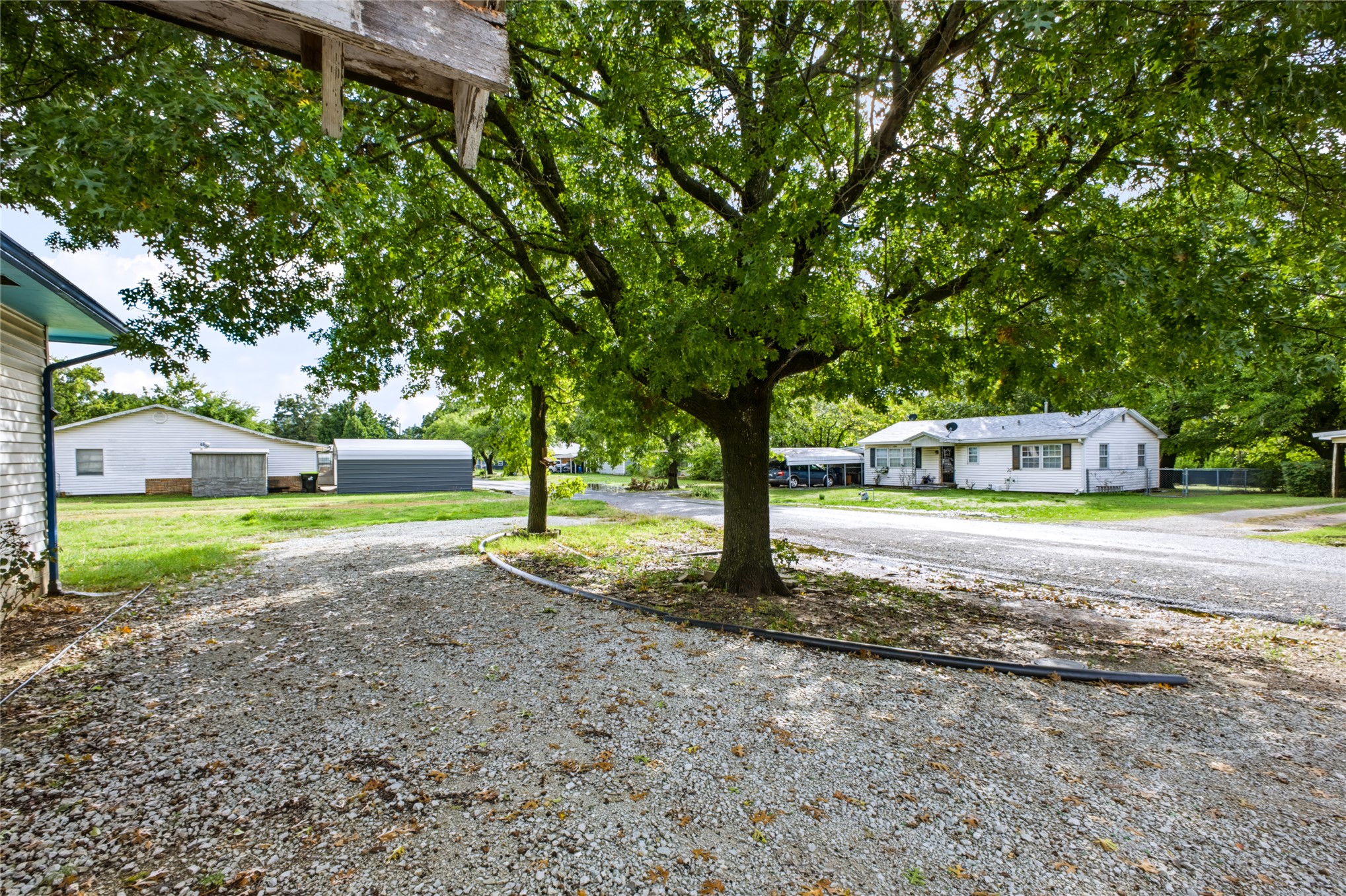 609 N Hyden Street Property Photo 38