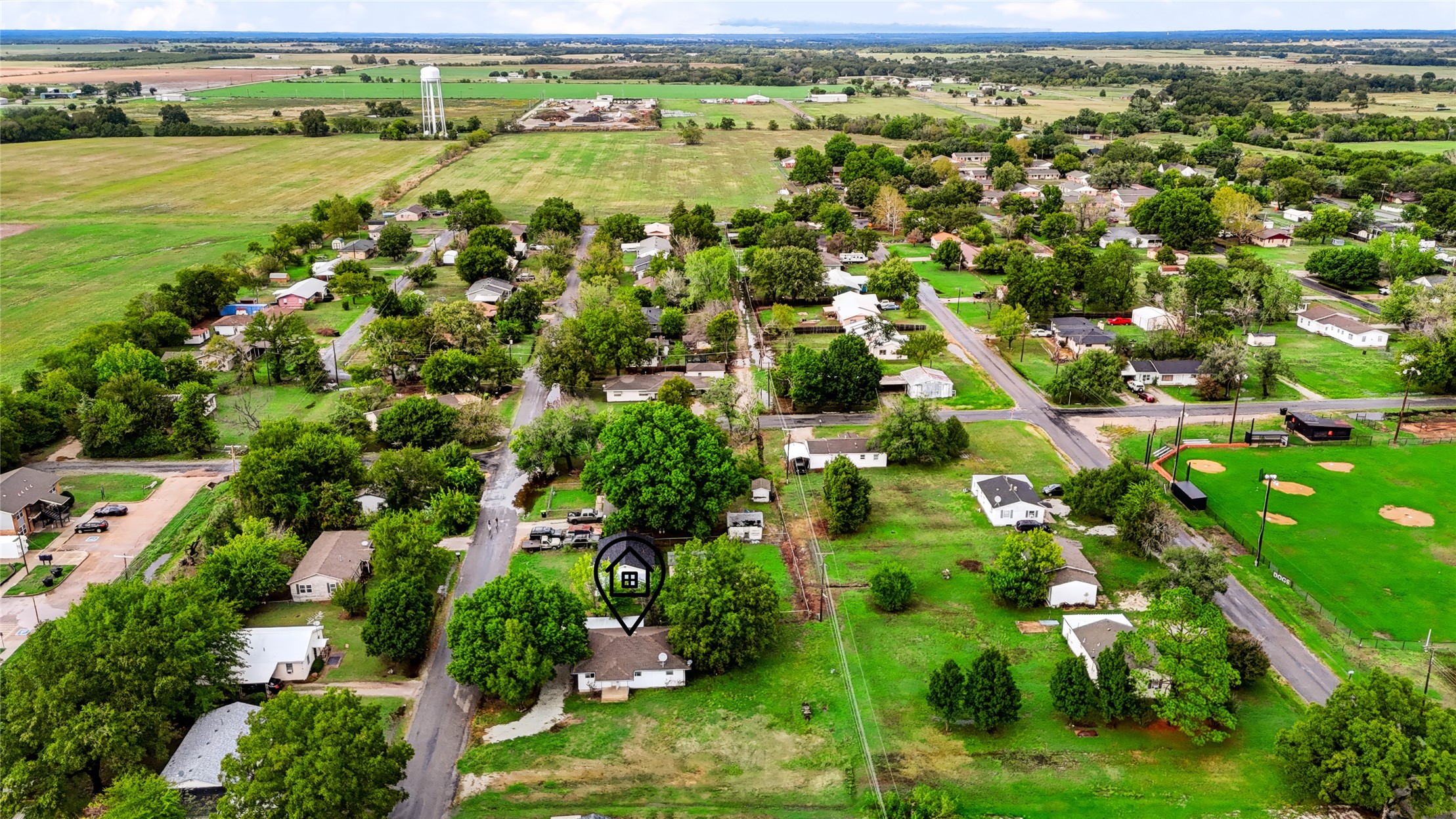 609 N Hyden Street Property Photo 40