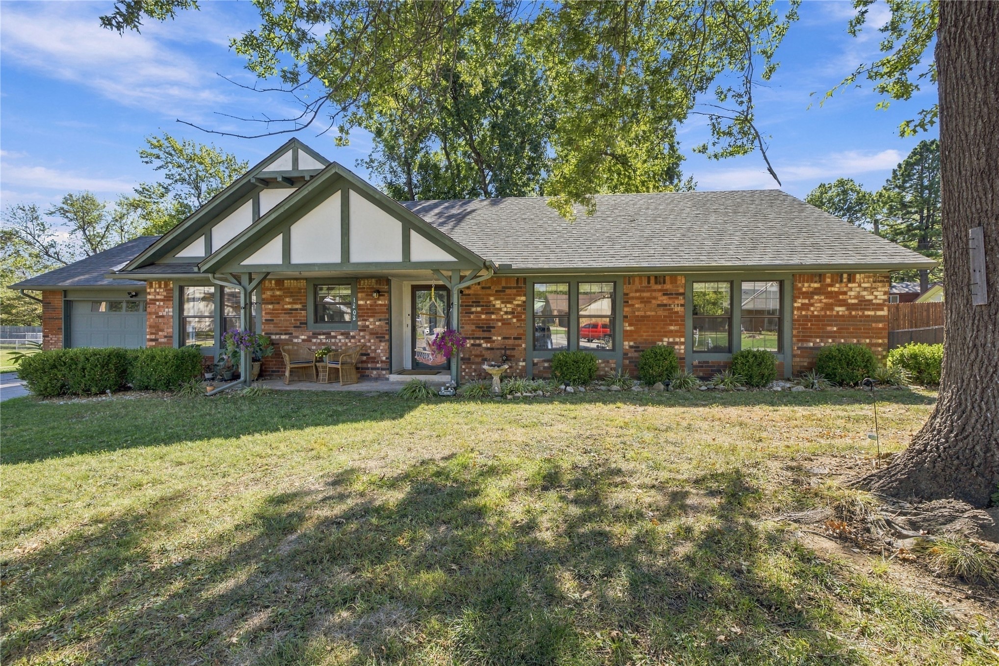 1202 Oklahoma Place Property Photo 1