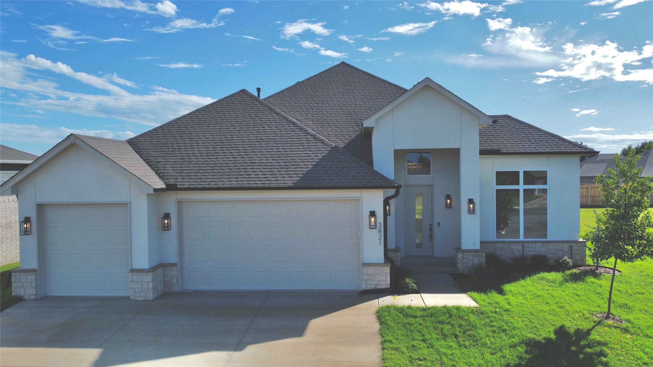 3821 W Ithica Court Property Photo