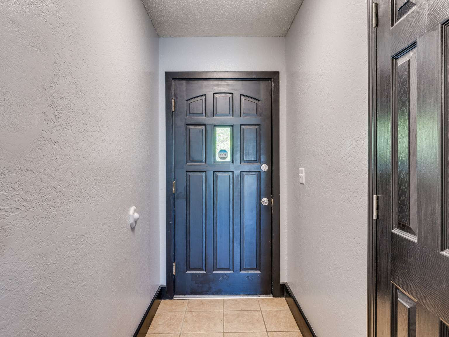 711 W 26th Street Property Photo 6